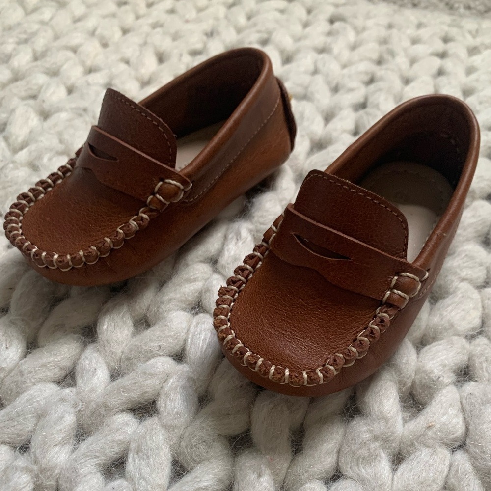 EUC Elephantito Logan infant loafers